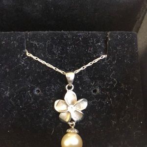 Pearl necklace from Hawaii